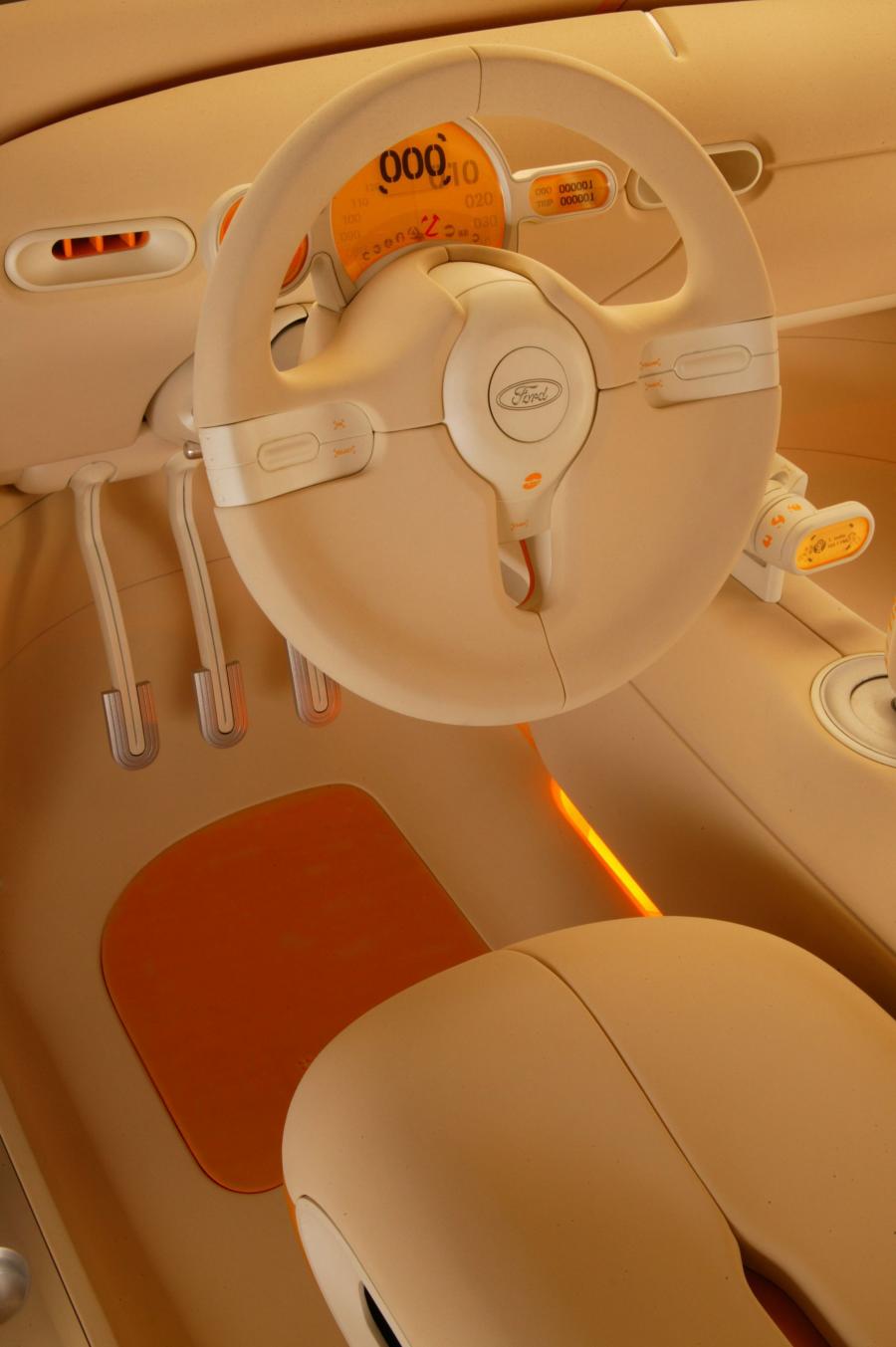  Ford SYNus Concept 2005 года  (фото 30 из 70)